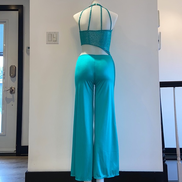 Aqua Holographic Wide leg Cutout Jumpsuit - Picture 11 of 15